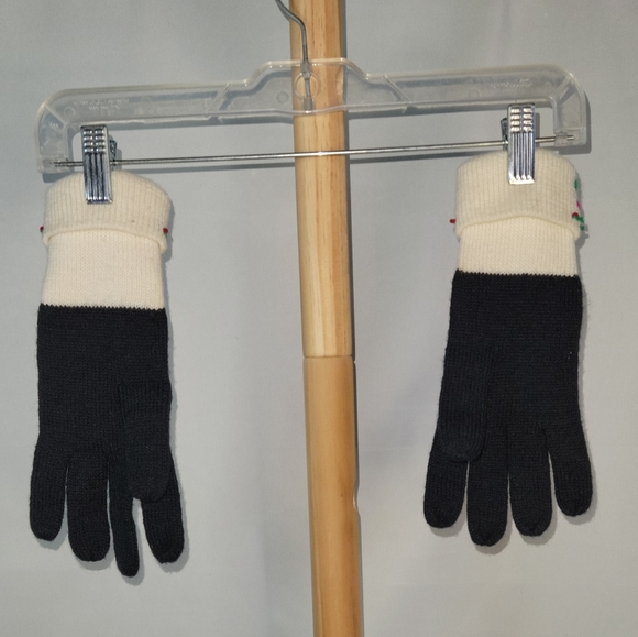 Vintage winter gloves black white red green ladies one size 100% acrylic - Picture 2 of 4